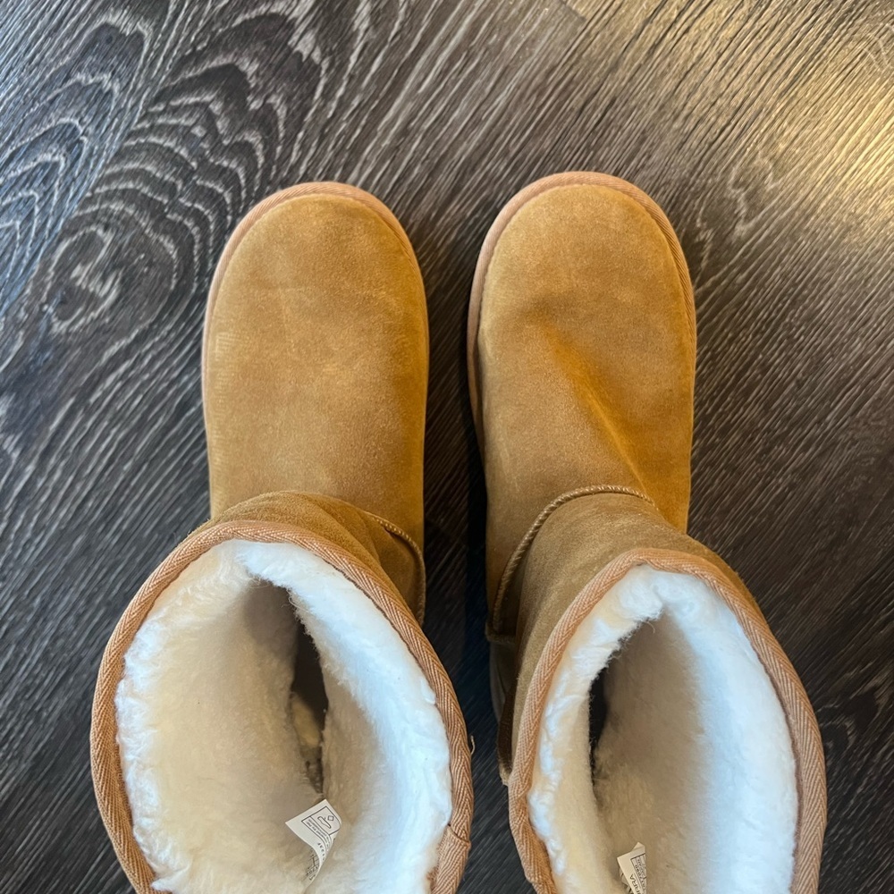 Women’s Koolaburra Boots Size 10 - Picture 2 of 5